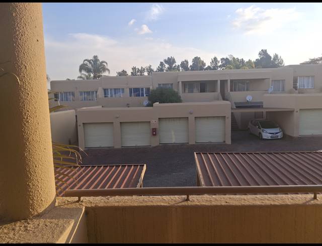 2 BEDROOM APARTMENT FOR SALE IN PRESIDENT PARK